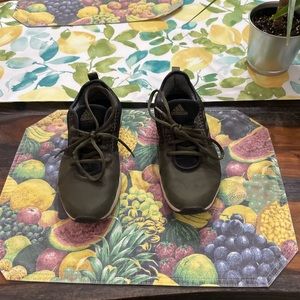 Adidas woman’s shoes